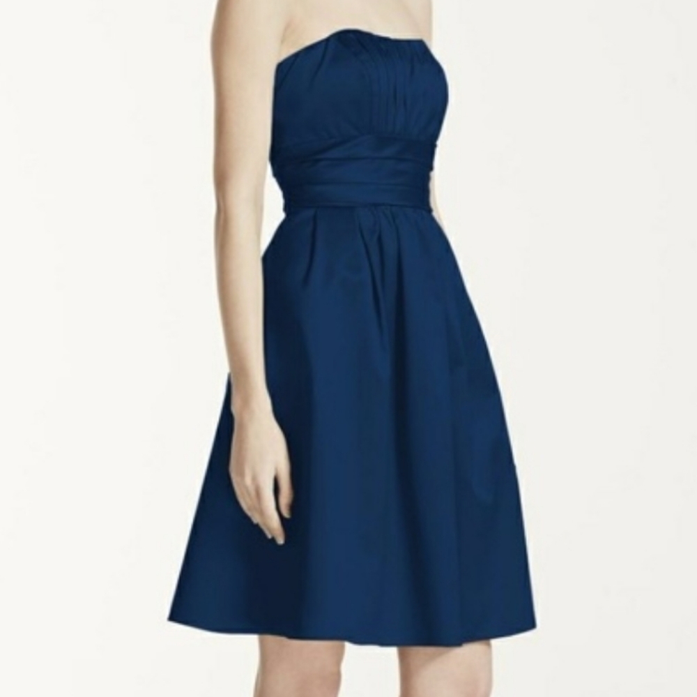 DAVID’S BRIDAL DREES STRAPLESS NAVY BLUE SZ 4
